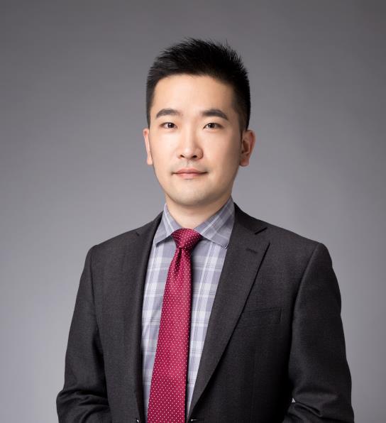 胡鹏律师执业形象照